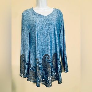 Blue paisley pattern tunic
